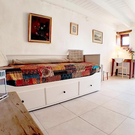 La Tisserande : Maison d'Hôtes Créative&Écologique Saint-Thégonnec Extérieur photo